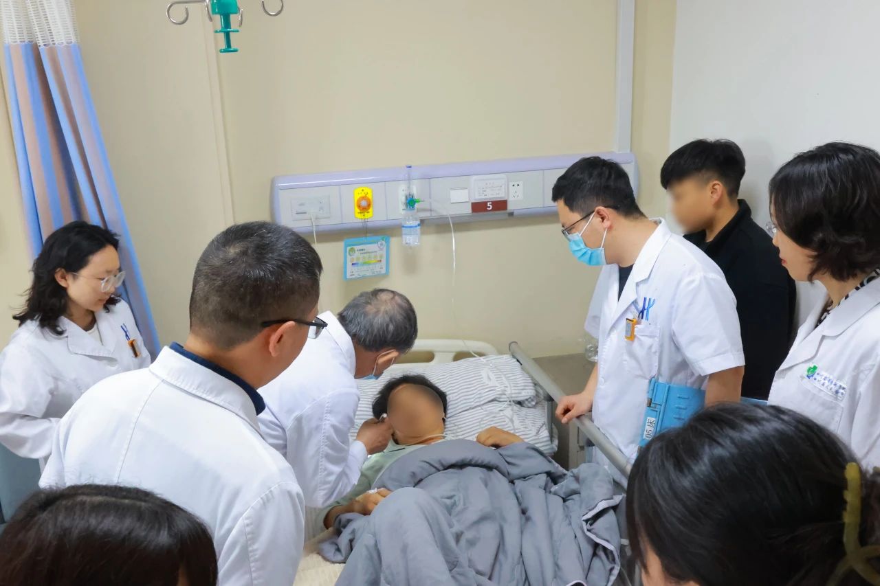 【名醫(yī)教學(xué)】我院4月學(xué)術(shù)活動(dòng)——特邀姑息醫(yī)學(xué)奠基人李金祥教授來(lái)我院教學(xué)授課